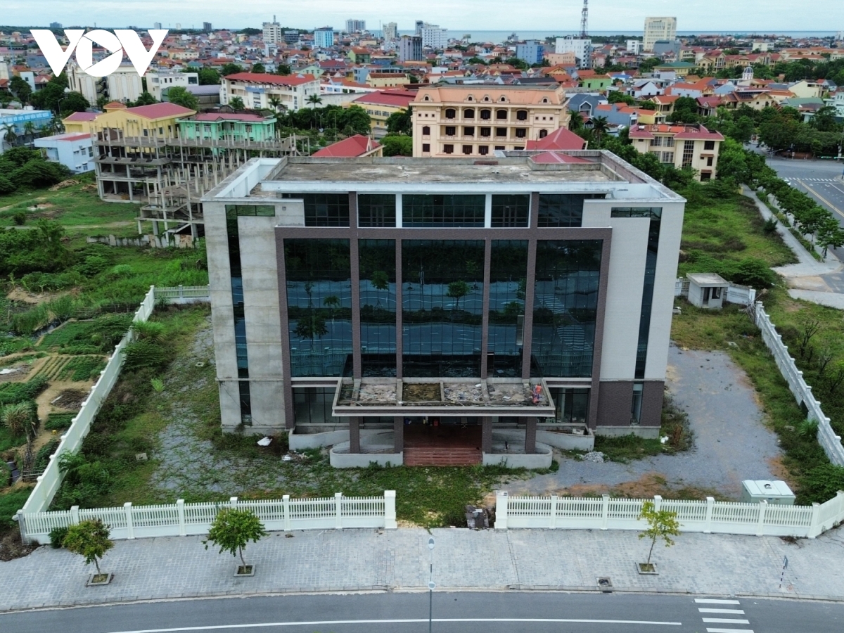Quảng Bình kiểm điểm chủ đầu tư chậm giải ngân đầu tư công