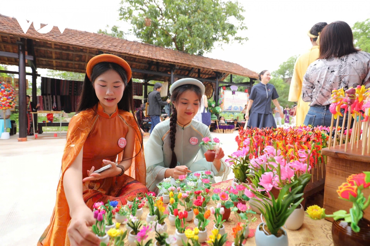 trình diễn hiệu ứng hỏa thuật và súng thần công dịp lễ 30 4 -1 5 tại tp. huế hình ảnh 4 trinh dien hieu ung hoa thuat va sung than cong dip le 30 4 -1 5 tai tp. hue hinh anh 4
