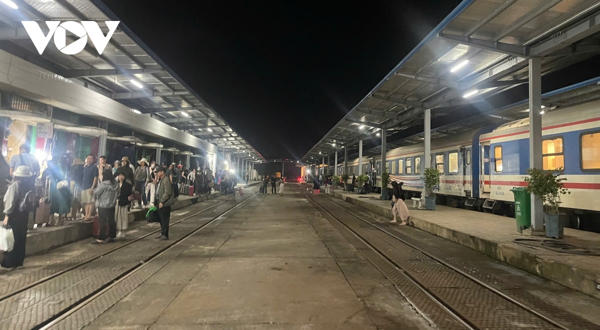 Tỉnh Bình Định phối hợp với ngành đường sắt phát triển du lịch