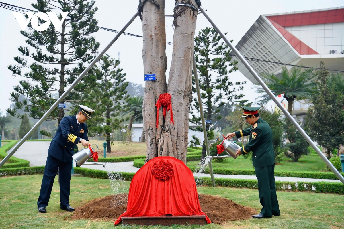 dấu ấn giao lưu hữu nghị biên giới quốc phòng việt nam - trung quốc lần thứ 9 hình ảnh 6 dau an giao luu huu nghi bien gioi quoc phong viet nam - trung quoc lan thu 9 hinh anh 6
