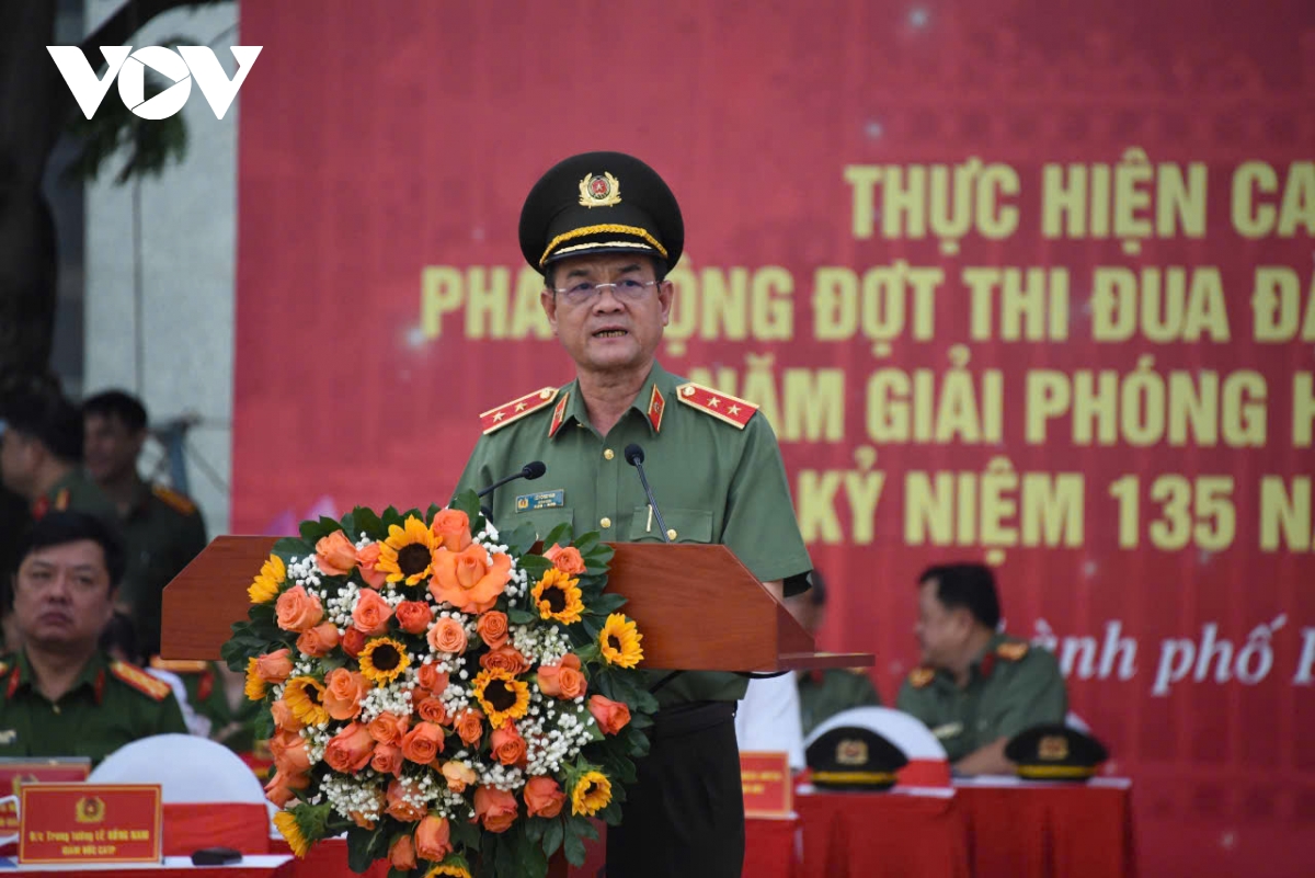 công an tp.hcm ra quân trấn áp tội phạm, bảo vệ an toàn cho các sự kiện hình ảnh 1 cong an tp.hcm ra quan tran ap toi pham, bao ve an toan cho cac su kien hinh anh 1