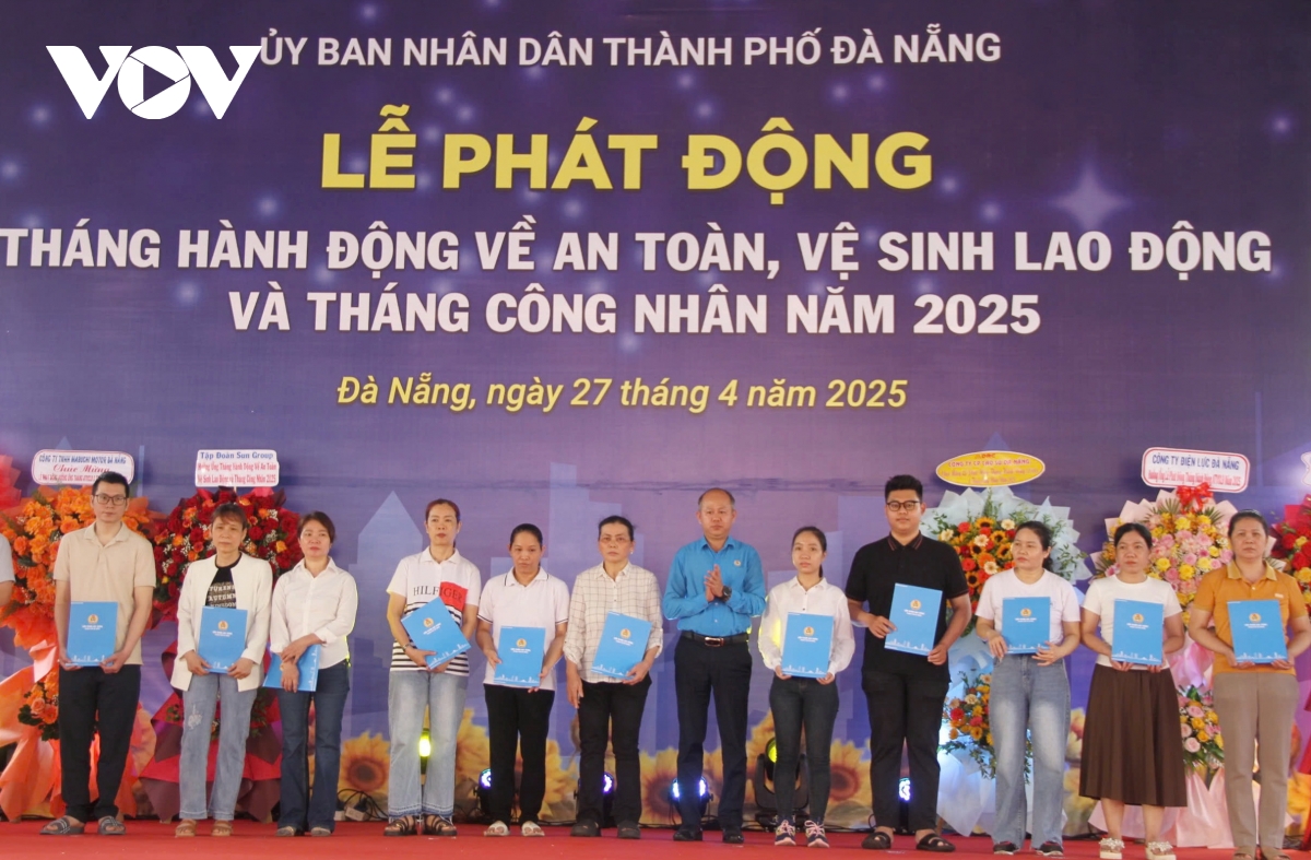 Phát động Tháng hành động về An toàn, vệ sinh lao động và Tháng Công nhân