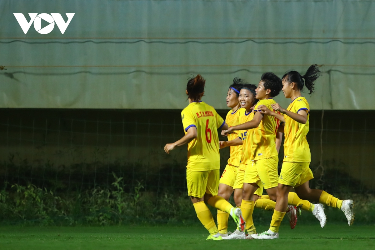 huỳnh như toả sáng, tp hồ chí minh vô địch cúp quốc gia hình ảnh 6 huynh nhu toa sang, tp ho chi minh vo dich cup quoc gia hinh anh 6
