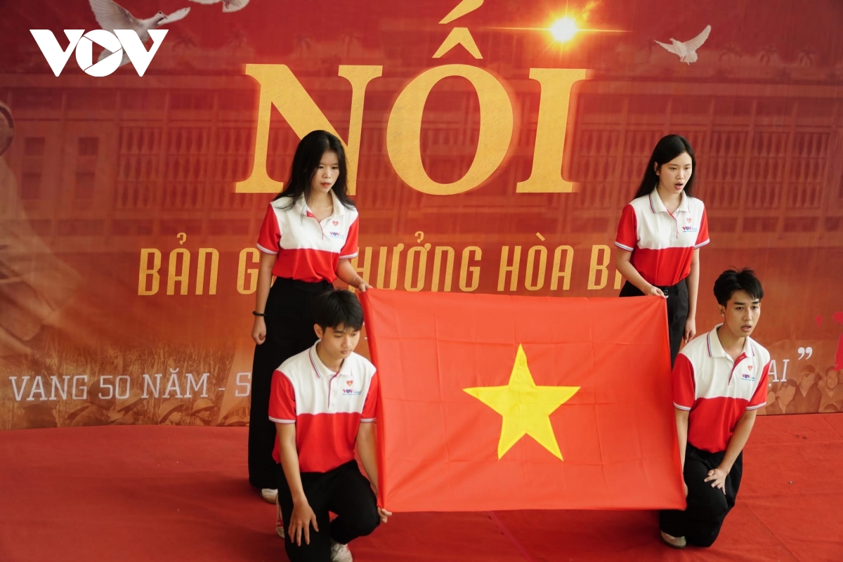 nối - bản giao hưởng hoà bình của sinh viên trường cĐ phát thanh - truyền hình ii hình ảnh 6 noi - ban giao huong hoa binh cua sinh vien truong cD phat thanh - truyen hinh ii hinh anh 6
