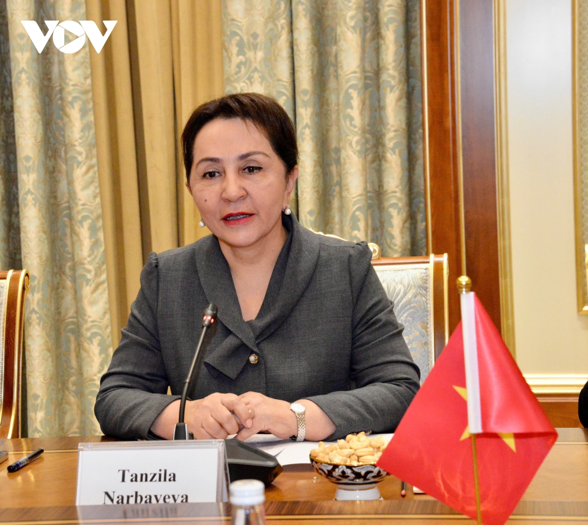 chu tich quoc hoi tran thanh man hoi dam voi chu tich thuong vien uzbekistan hinh anh 8