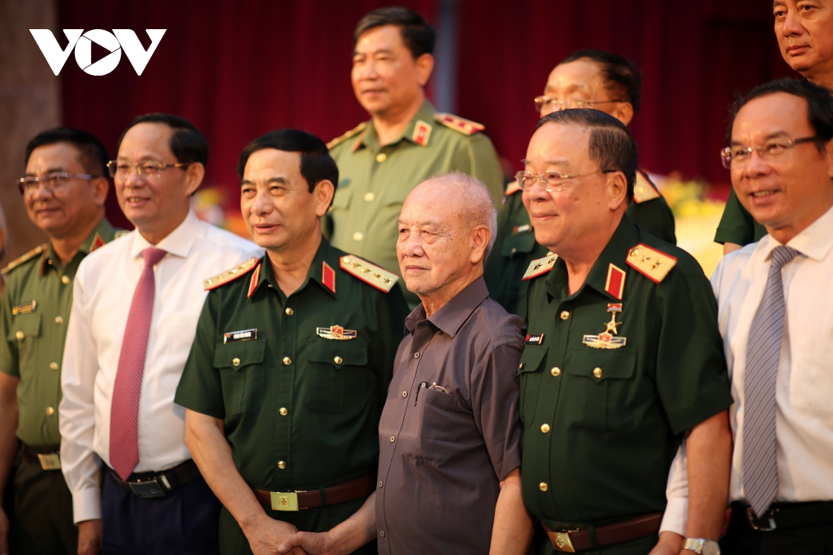 bài học từ Đại thắng mùa xuân 1975 còn nguyên giá trị trong kỷ nguyên phát triển mới hình ảnh 5 bai hoc tu Dai thang mua xuan 1975 con nguyen gia tri trong ky nguyen phat trien moi hinh anh 5