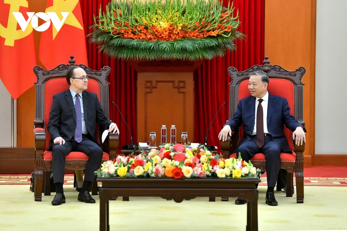 tong bi thu to lam tiep Dai su lien bang nga gennady bezdetko hinh anh 2