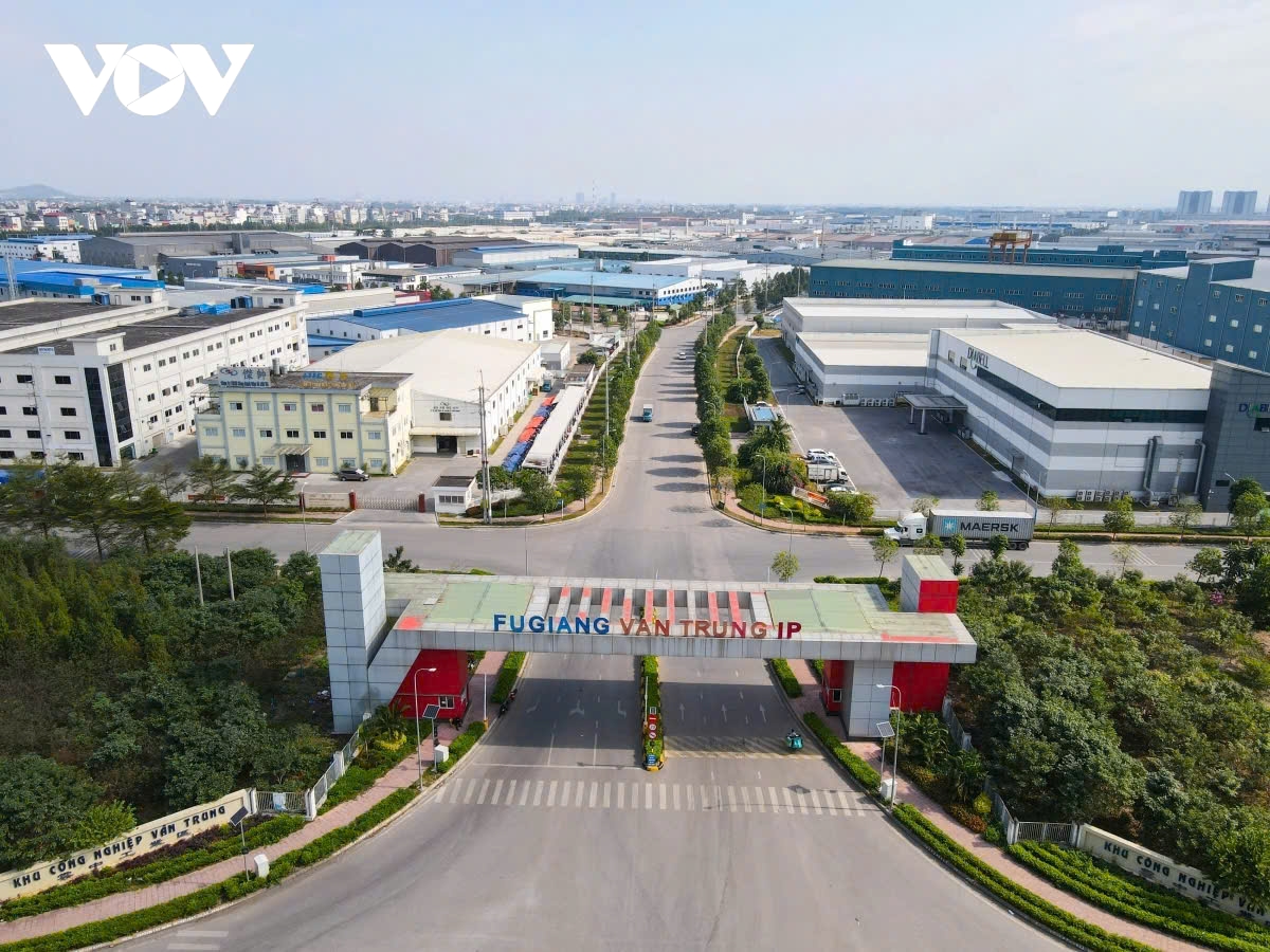 hơn 52 nghìn lao động tại các khu công nghiệp ở bắc giang đi làm dịp nghỉ lễ 30 4 hình ảnh 1 hon 52 nghin lao dong tai cac khu cong nghiep o bac giang di lam dip nghi le 30 4 hinh anh 1