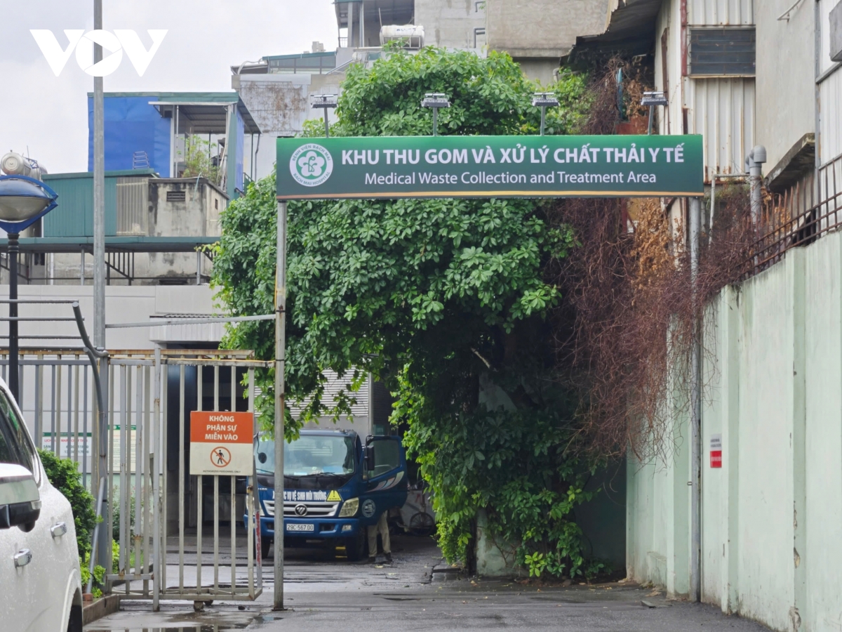 bệnh viện bạch mai phản bác thông tin sai lệch liên quan đến quản lý chất thải y tế hình ảnh 4 benh vien bach mai phan bac thong tin sai lech lien quan den quan ly chat thai y te hinh anh 4