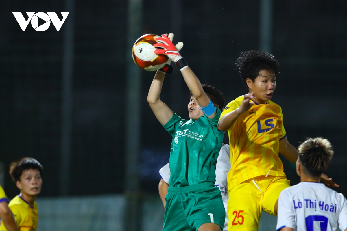 huỳnh như toả sáng, tp hồ chí minh vô địch cúp quốc gia hình ảnh 5 huynh nhu toa sang, tp ho chi minh vo dich cup quoc gia hinh anh 5