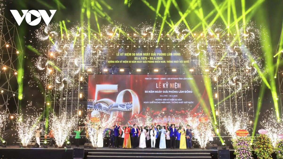 Đại tướng phan văn giang dự lễ kỷ niệm 50 năm ngày giải phóng lâm Đồng hình ảnh 6 Dai tuong phan van giang du le ky niem 50 nam ngay giai phong lam Dong hinh anh 6