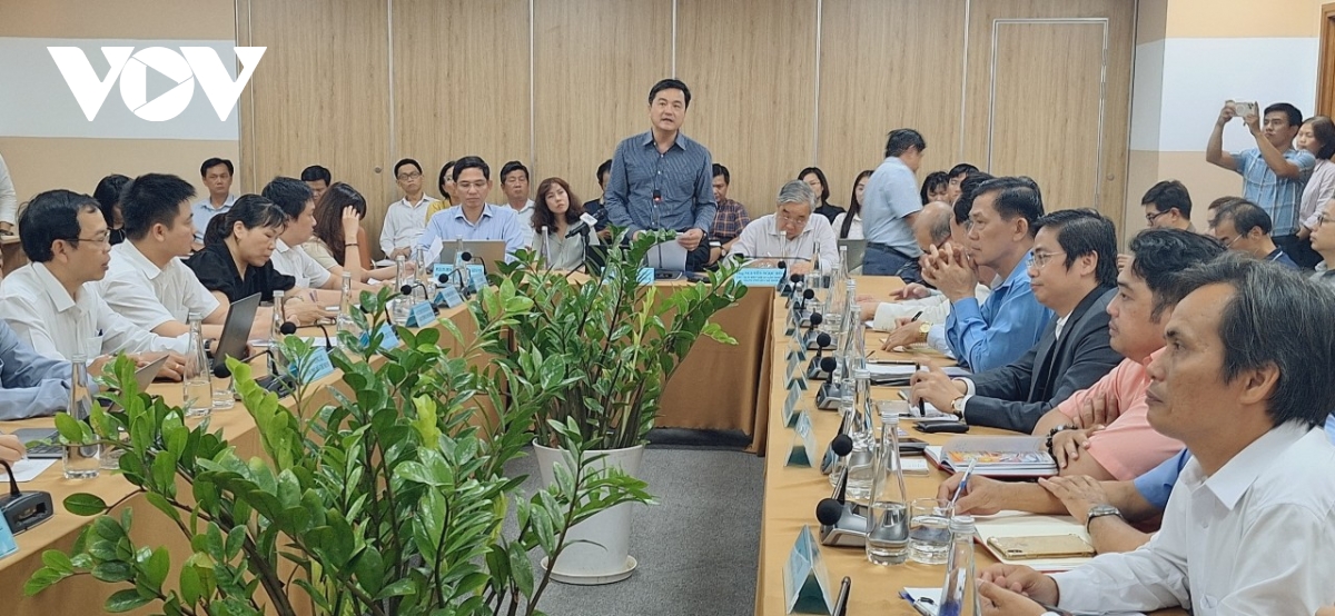 mỹ áp thuế 46 doanh nghiệp tp.hcm nín thở chờ giải pháp hình ảnh 1 my ap thue 46 doanh nghiep tp.hcm nin tho cho giai phap hinh anh 1