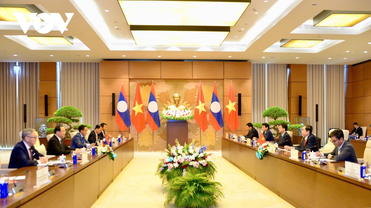 chu tich quoc hoi tran thanh man hoi kien thu tuong lao sonexay siphandone hinh anh 2