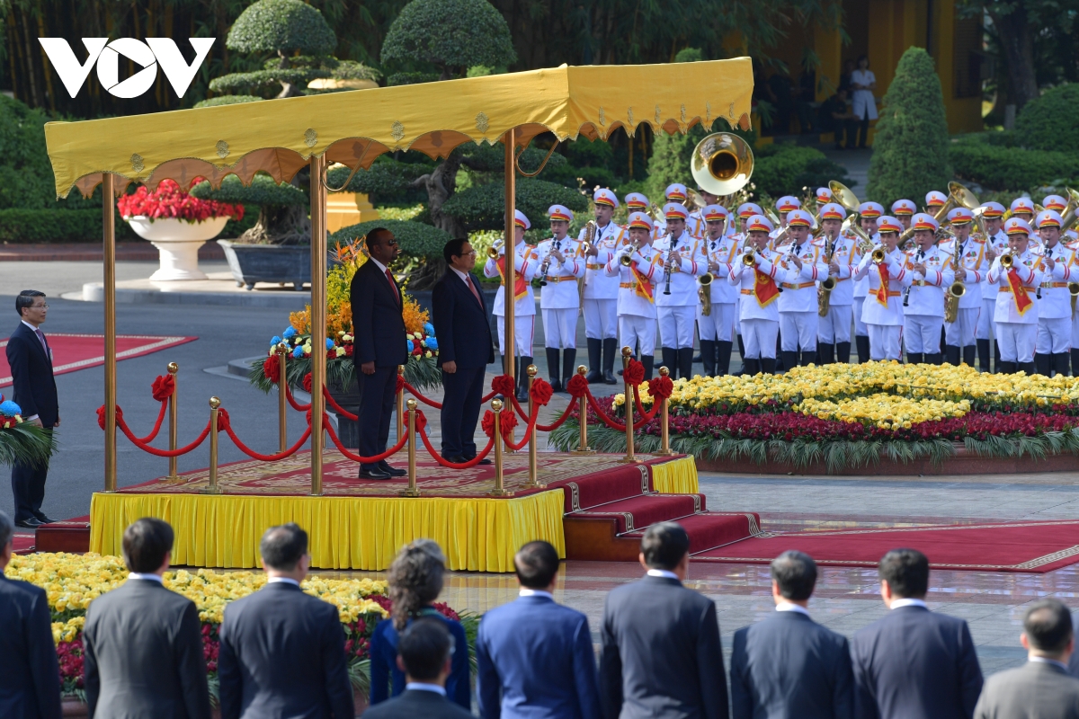 lễ đón thủ tướng ethiopia và phu nhân thăm chính thức việt nam hình ảnh 4 le don thu tuong ethiopia va phu nhan tham chinh thuc viet nam hinh anh 4