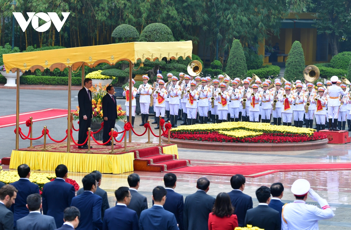 toàn cảnh lễ đón chính thức thủ tướng tây ban nha thăm việt nam hình ảnh 4 toan canh le don chinh thuc thu tuong tay ban nha tham viet nam hinh anh 4