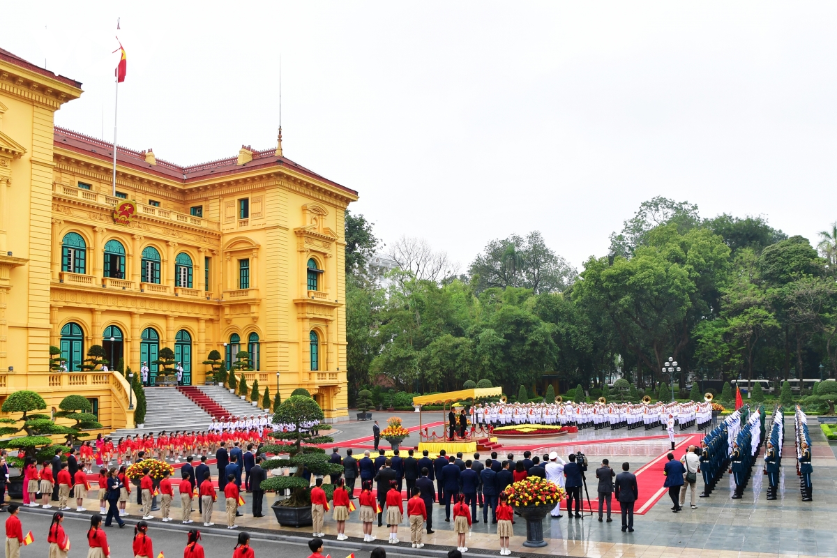 toàn cảnh lễ đón chính thức thủ tướng tây ban nha thăm việt nam hình ảnh 1 toan canh le don chinh thuc thu tuong tay ban nha tham viet nam hinh anh 1