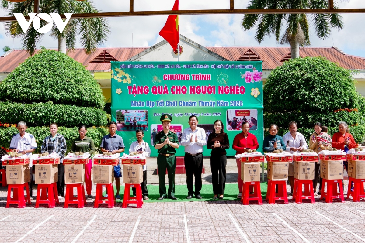 nhiều hoạt động chăm lo đồng bào khmer mừng tết cổ truyền chôl chnăm thmây hình ảnh 9 nhieu hoat dong cham lo dong bao khmer mung tet co truyen chol chnam thmay hinh anh 9