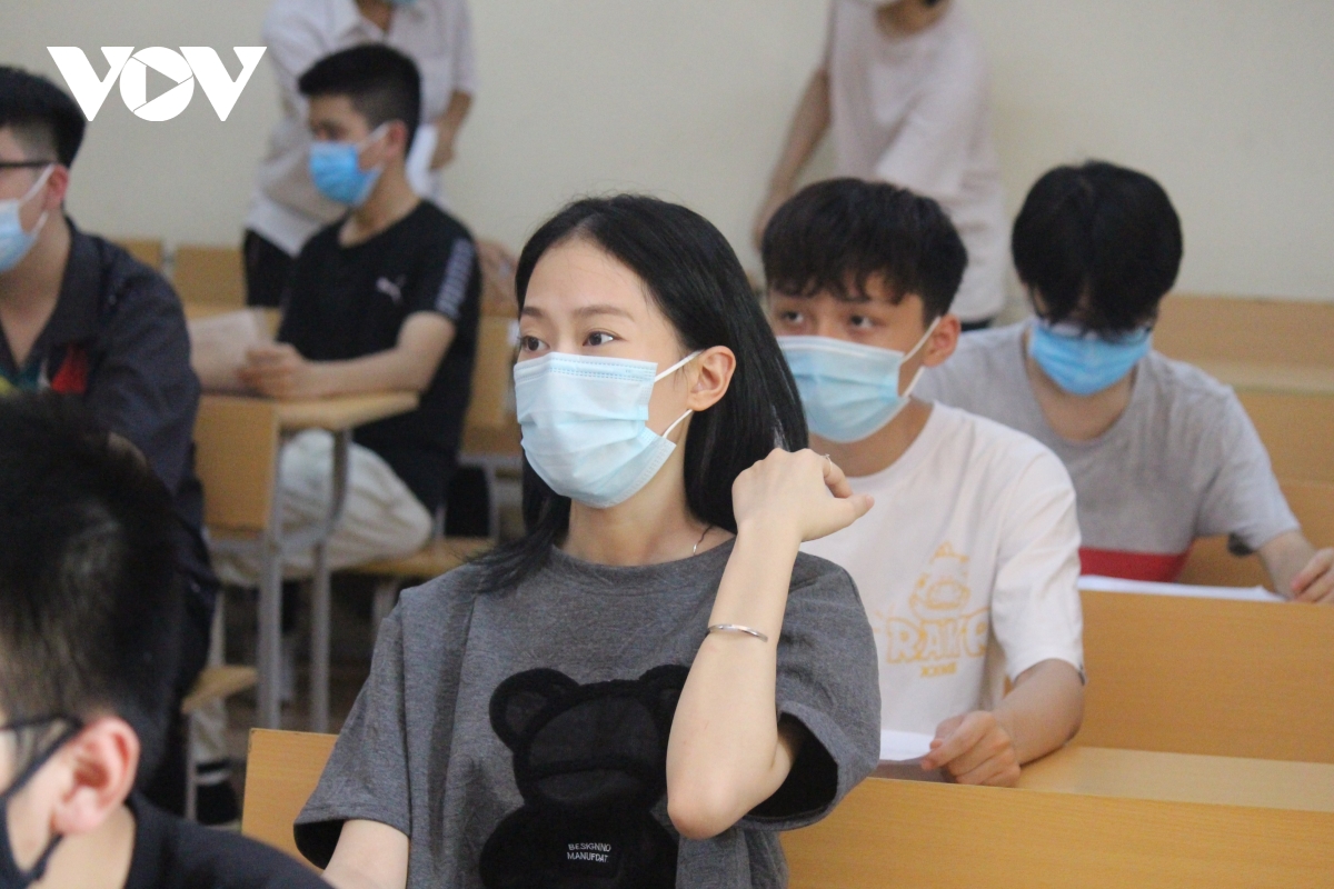 Vẫn còn những lớp học thêm "miễn phí" nhưng đóng tiền theo nhiều cách