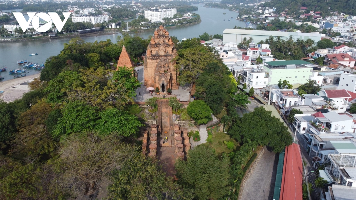 khánh hòa thu hút đầu tư đảm bảo tăng trưởng 2 con số hình ảnh 1 khanh hoa thu hut dau tu dam bao tang truong 2 con so hinh anh 1
