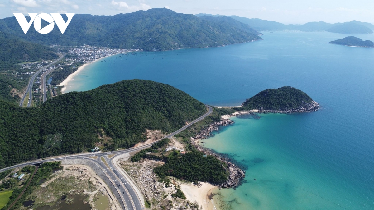 khánh hòa thu hút đầu tư đảm bảo tăng trưởng 2 con số hình ảnh 2 khanh hoa thu hut dau tu dam bao tang truong 2 con so hinh anh 2