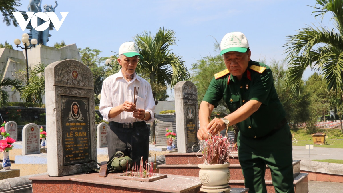 tháng tư về miền đất thiêng quảng trị hình ảnh 2 thang tu ve mien dat thieng quang tri hinh anh 2