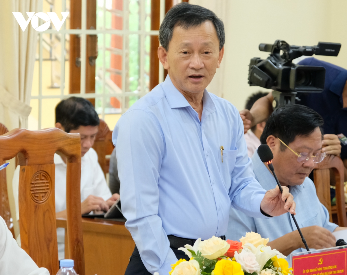 quảng ngãi chuẩn bị nơi ăn nghỉ, xe đưa đón cán bộ từ kon tum xuống làm việc hình ảnh 5 quang ngai chuan bi noi an nghi, xe dua don can bo tu kon tum xuong lam viec hinh anh 5