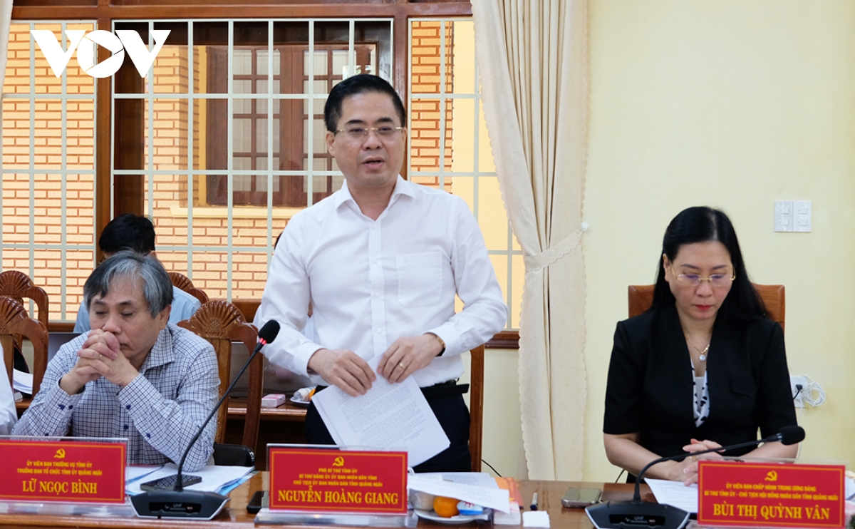 quảng ngãi chuẩn bị nơi ăn nghỉ, xe đưa đón cán bộ từ kon tum xuống làm việc hình ảnh 6 quang ngai chuan bi noi an nghi, xe dua don can bo tu kon tum xuong lam viec hinh anh 6