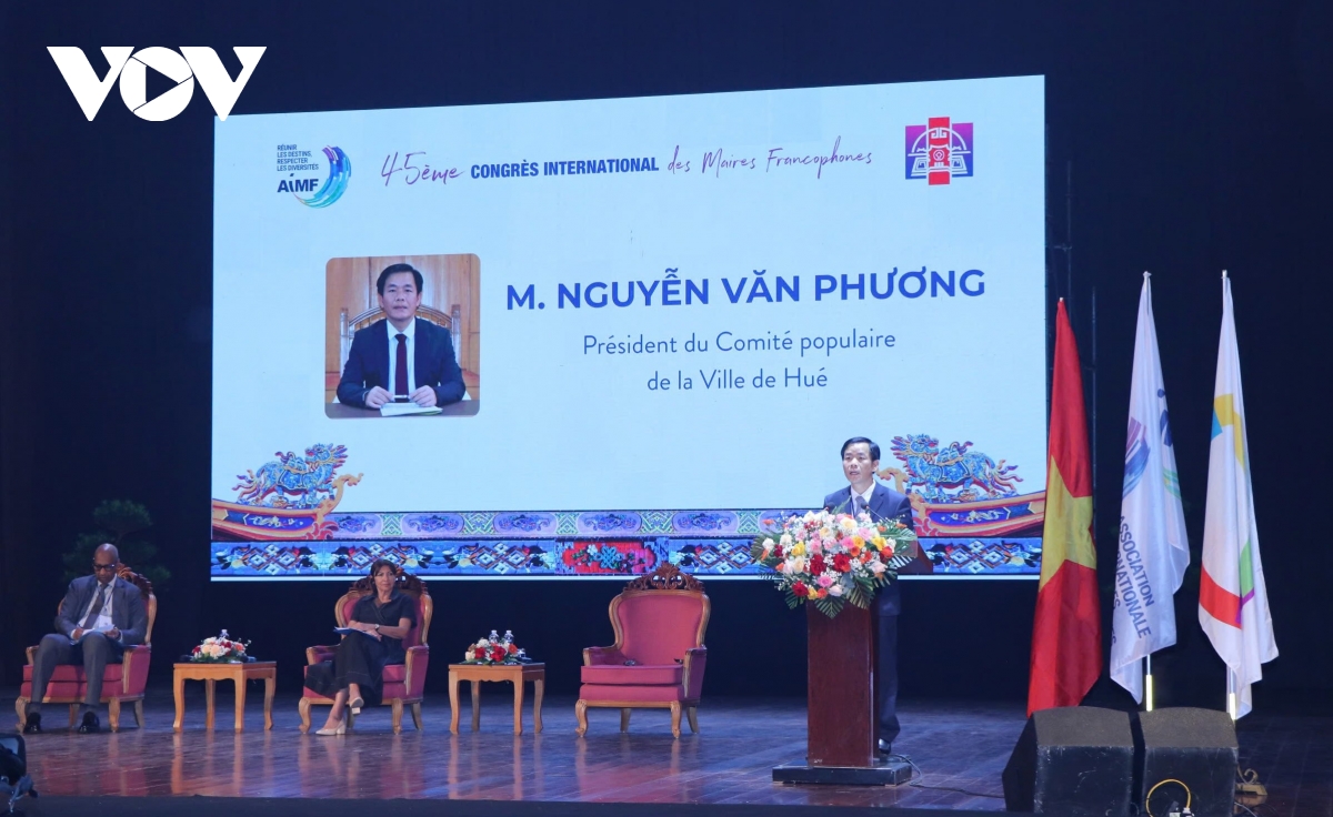 thị trưởng hơn 100 thành phố nói tiếng pháp trao đổi kinh nghiệm tại huế hình ảnh 2 thi truong hon 100 thanh pho noi tieng phap trao doi kinh nghiem tai hue hinh anh 2