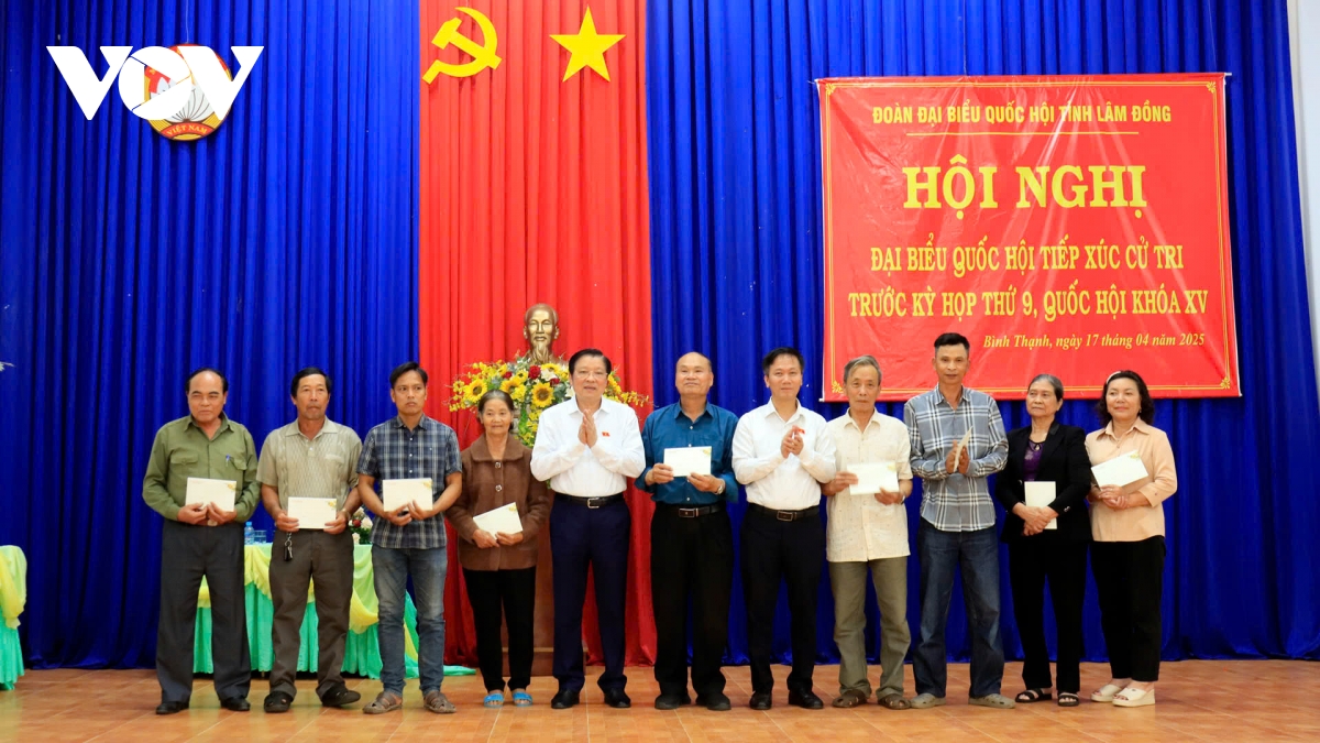 Ông phan Đình trạc tiếp xúc cử tri tại lâm Đồng hình ảnh 4 Ong phan Dinh trac tiep xuc cu tri tai lam Dong hinh anh 4
