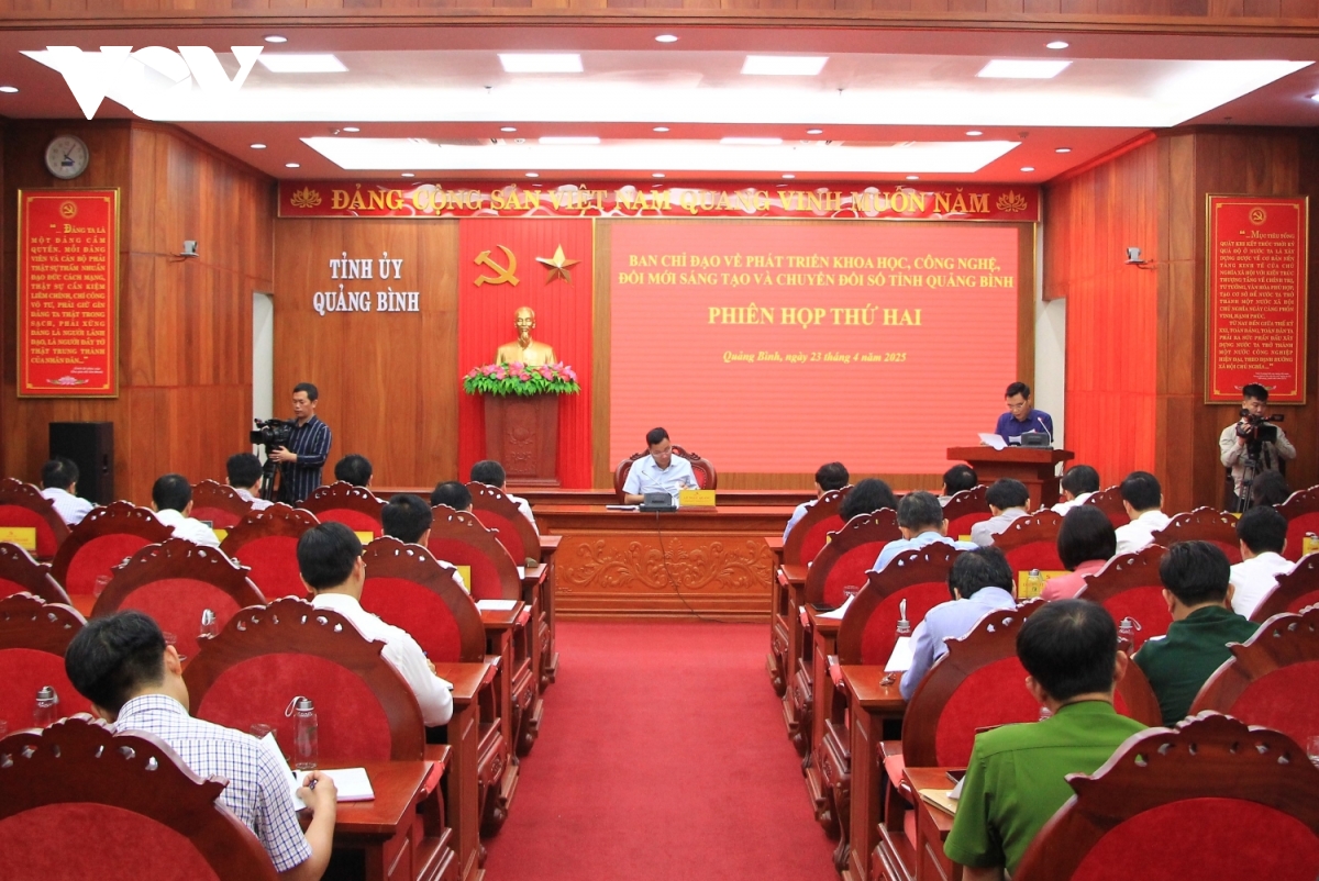 Triển khai toàn diện “Bình dân học vụ số” đến tận thôn bản ở Quảng Bình