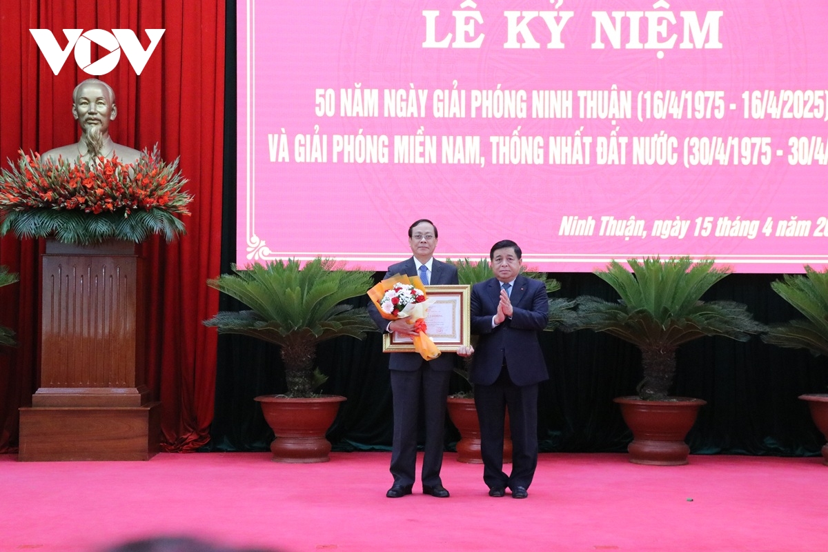 phó thủ tướng nguyễn chí dũng dự kỷ niệm 50 năm giải phóng ninh thuận hình ảnh 3 pho thu tuong nguyen chi dung du ky niem 50 nam giai phong ninh thuan hinh anh 3