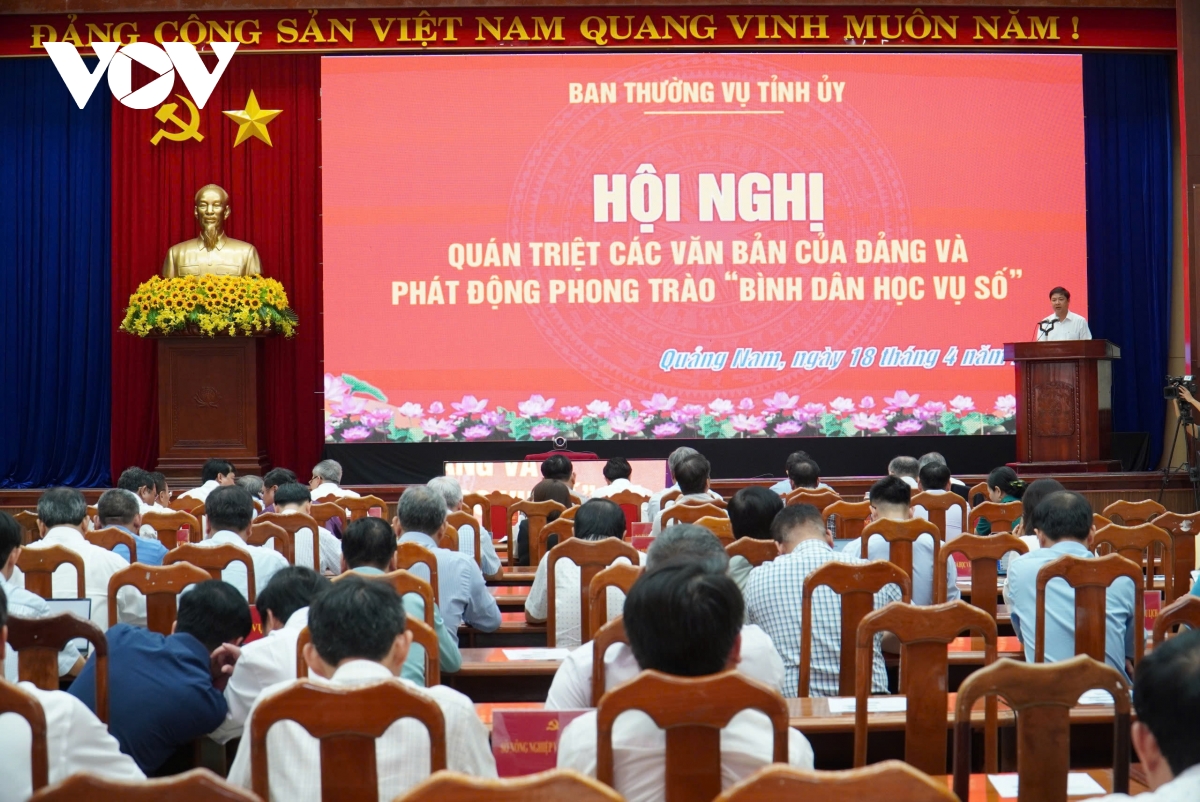 quảng nam phát động phong trào bình dân học vụ số hình ảnh 1 quang nam phat dong phong trao binh dan hoc vu so hinh anh 1