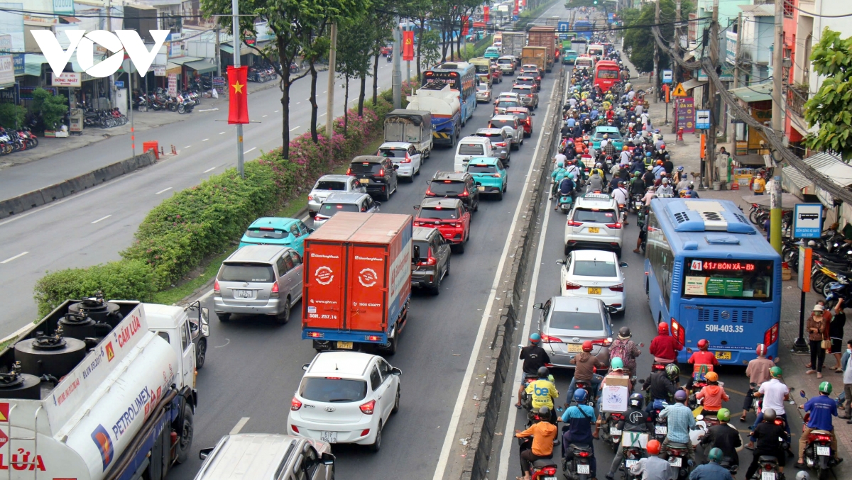 TP.HCM cấm ô tô tải vào nội đô trong 3 ngày sơ duyệt, tổng duyệt và đại lễ 30/4