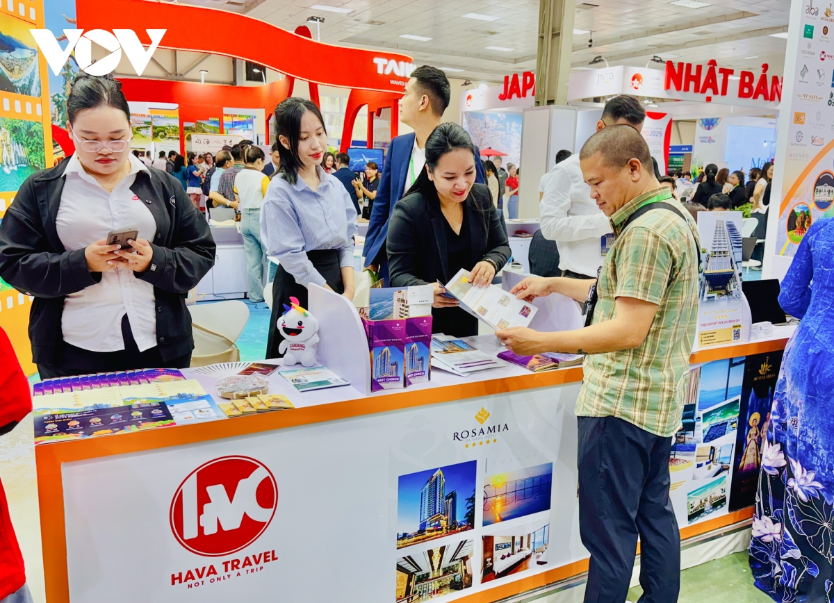 Đà nẵng ưu ái du khách với hàng loạt quà tặng, ưu đãi suốt năm 2025 hình ảnh 3 Da nang uu ai du khach voi hang loat qua tang, uu dai suot nam 2025 hinh anh 3