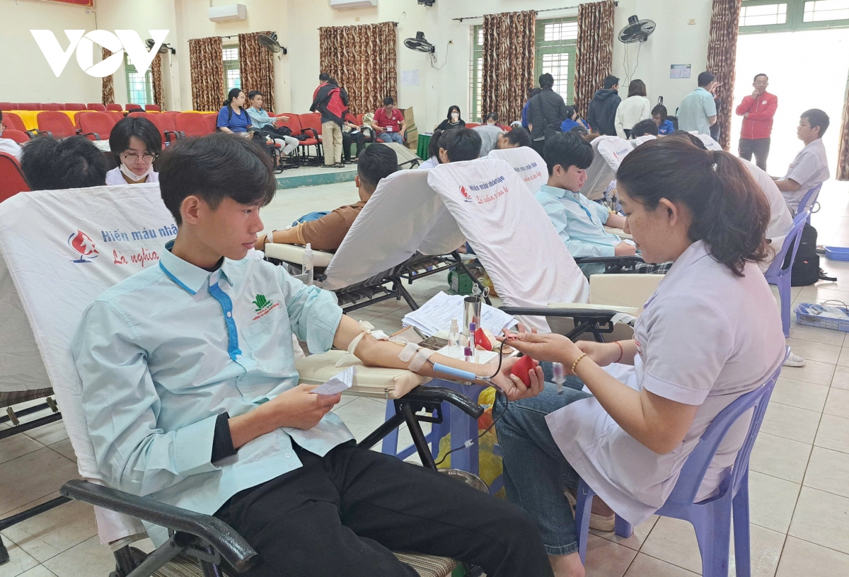 Đà nẵng hưởng ứng ngày toàn dân hiến máu tình nguyện hình ảnh 2 Da nang huong ung ngay toan dan hien mau tinh nguyen hinh anh 2