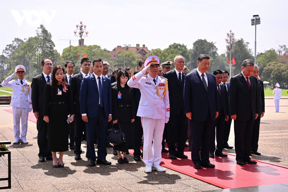 tổng bí thư tô lâm và chủ tịch tập cận bình vào lăng viếng chủ tịch hồ chí minh hình ảnh 7 tong bi thu to lam va chu tich tap can binh vao lang vieng chu tich ho chi minh hinh anh 7