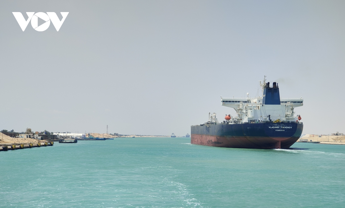 ai cap phan bac de xuat cua tong thong trump ve kenh dao suez hinh anh 1