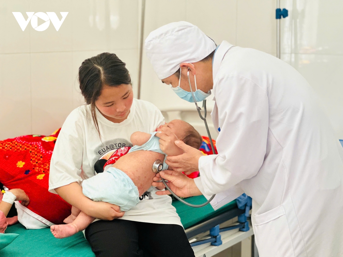 lào cai kiểm soát chặt chẽ dịch sởi ở các khu vực vùng cao hình ảnh 1 lao cai kiem soat chat che dich soi o cac khu vuc vung cao hinh anh 1
