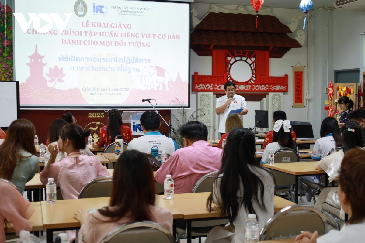 thúc đẩy học tiếng việt tại Đông bắc thái lan và lào hình ảnh 4 thuc day hoc tieng viet tai Dong bac thai lan va lao hinh anh 4
