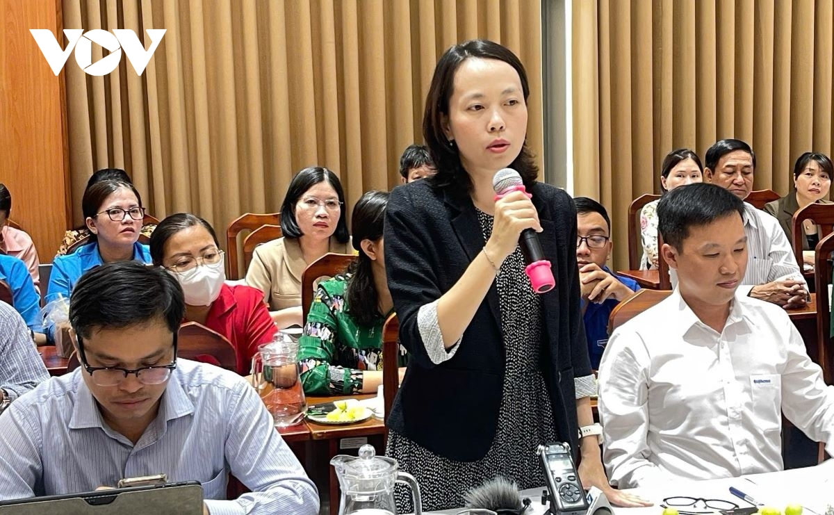 Đưa bình dân học vụ số đến từng nhà, từng khu phố hình ảnh 3 Dua binh dan hoc vu so den tung nha, tung khu pho hinh anh 3