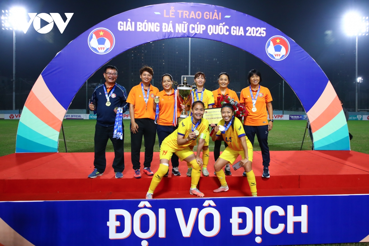 huỳnh như toả sáng, tp hồ chí minh vô địch cúp quốc gia hình ảnh 14 huynh nhu toa sang, tp ho chi minh vo dich cup quoc gia hinh anh 14
