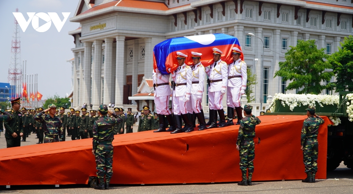 toàn cảnh lễ truy điệu nguyên chủ tịch nước lào khamtay siphandone tại vientiane hình ảnh 3 toan canh le truy dieu nguyen chu tich nuoc lao khamtay siphandone tai vientiane hinh anh 3