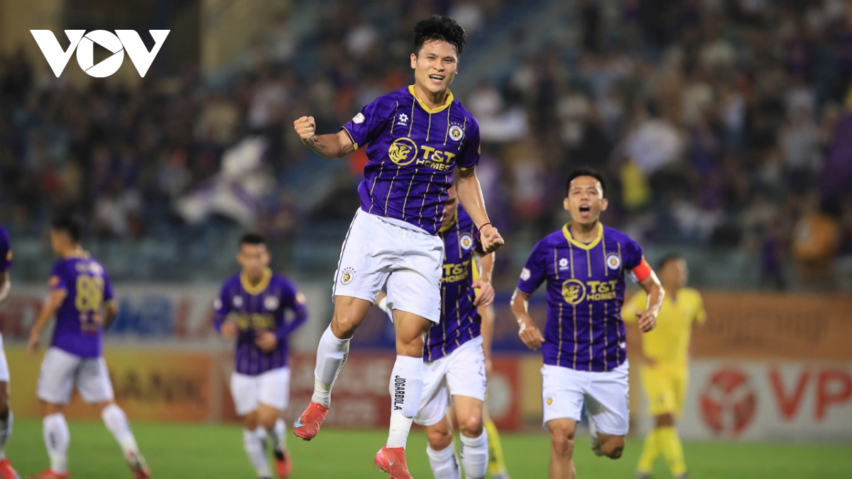 Bảng xếp hạng V-League mới nhất: Cuộc đua song mã