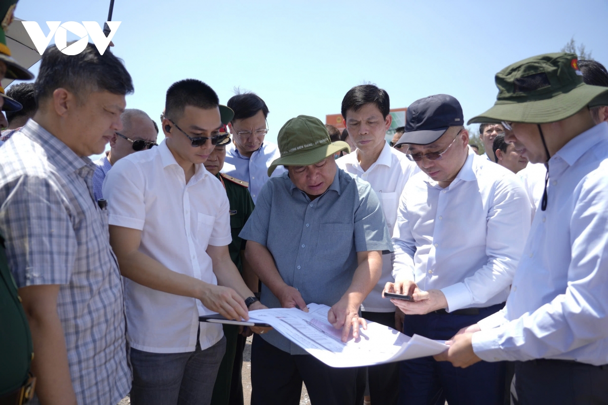phó thủ tướng nguyễn chí dũng kiểm tra các công trình phục vụ apec 2027 hình ảnh 1 pho thu tuong nguyen chi dung kiem tra cac cong trinh phuc vu apec 2027 hinh anh 1
