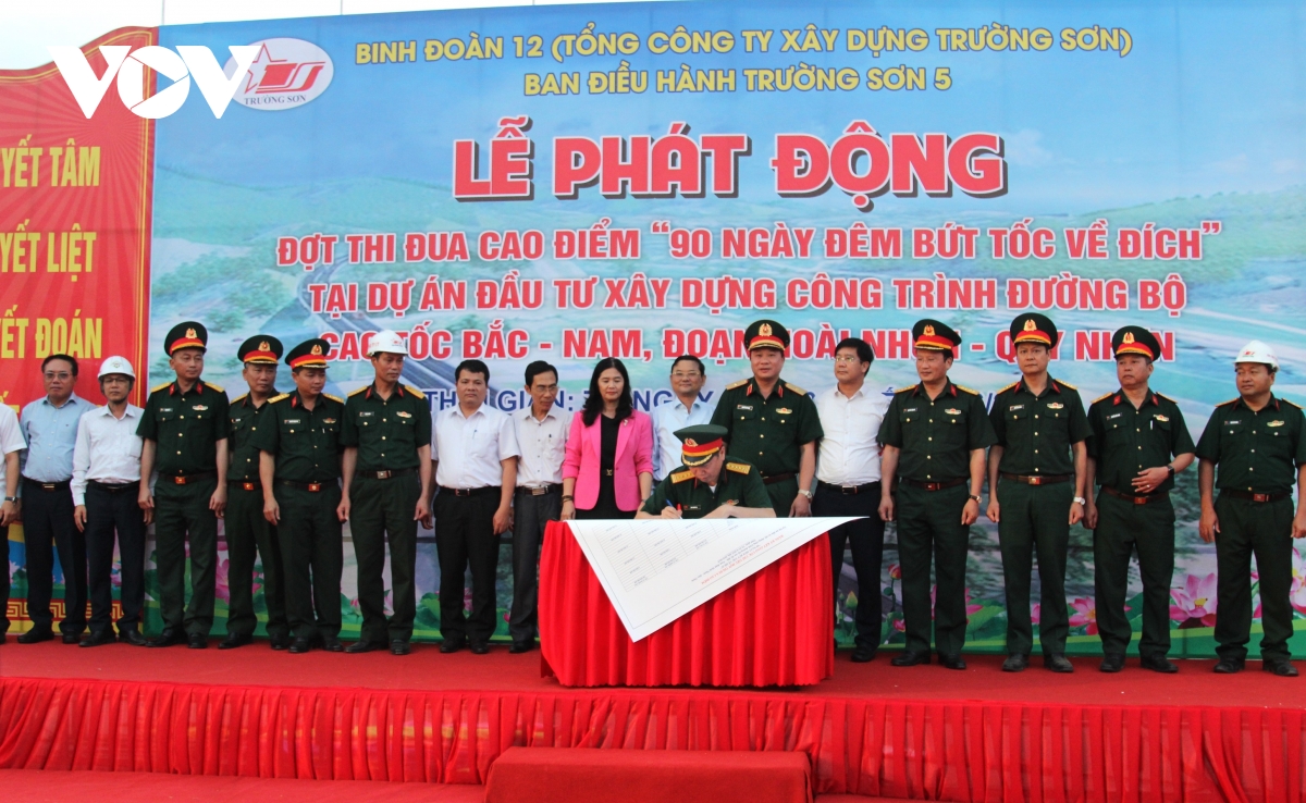 Phát động “90 ngày đêm bứt tốc về đích” cao tốc Hoài Nhơn - Quy Nhơn