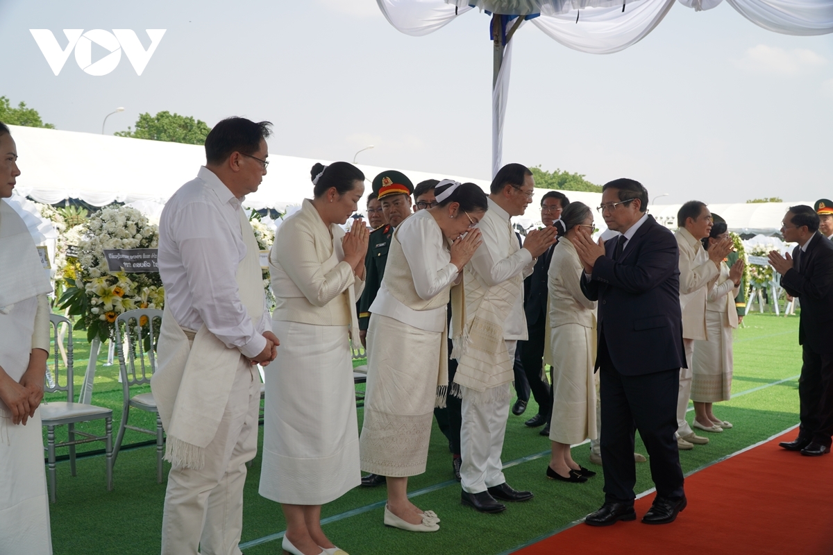 toàn cảnh lễ truy điệu nguyên chủ tịch nước lào khamtay siphandone tại vientiane hình ảnh 12 toan canh le truy dieu nguyen chu tich nuoc lao khamtay siphandone tai vientiane hinh anh 12