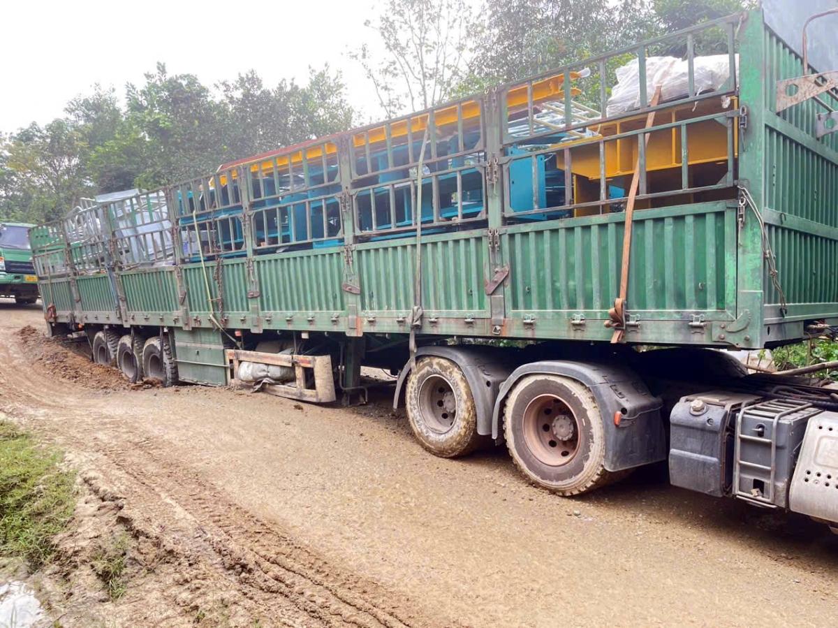quốc lộ 14d bị băm nát bao giờ sẽ hồi sinh tuyến huyết mạch trục Đông - tây hình ảnh 9 quoc lo 14d bi bam nat bao gio se hoi sinh tuyen huyet mach truc Dong - tay hinh anh 9