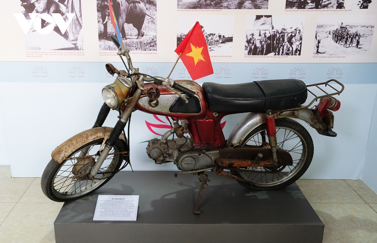 quân khu 5 triển lãm 50 năm vang mãi bản hùng ca toàn thắng hình ảnh 4 quan khu 5 trien lam 50 nam vang mai ban hung ca toan thang hinh anh 4