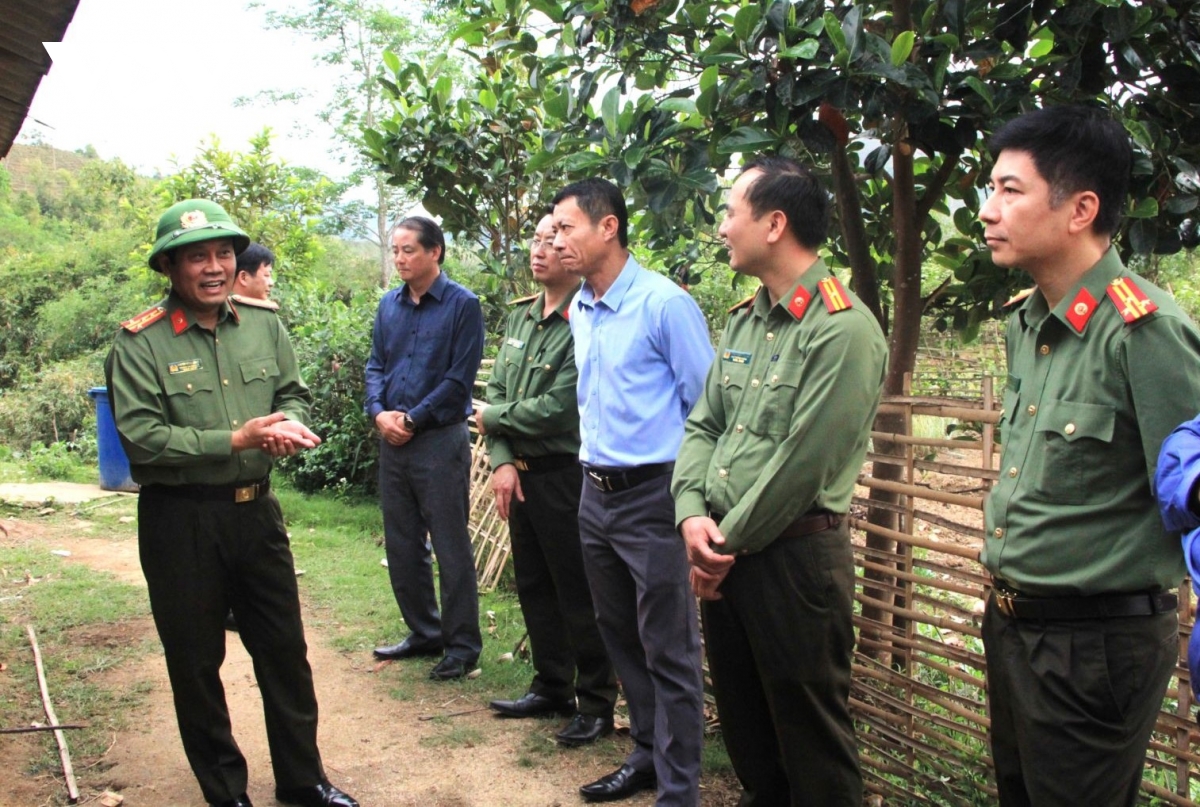 bộ công an hỗ trợ lai châu làm 1.100 căn nhà cho hộ nghèo và cận nghèo hình ảnh 2 bo cong an ho tro lai chau lam 1.100 can nha cho ho ngheo va can ngheo hinh anh 2