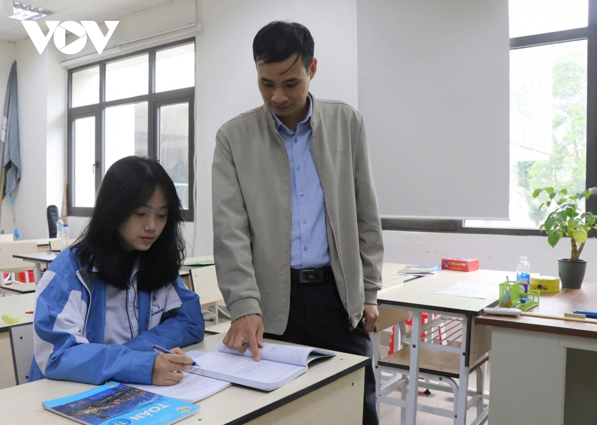 bí quyết học tập của nữ sinh bắc ninh trong Đội tuyển olympic toán học quốc tế hình ảnh 1 bi quyet hoc tap cua nu sinh bac ninh trong Doi tuyen olympic toan hoc quoc te hinh anh 1
